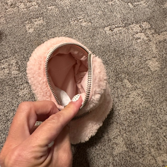 Lululemon soft pink backpack bag charm - Picture 4 of 5